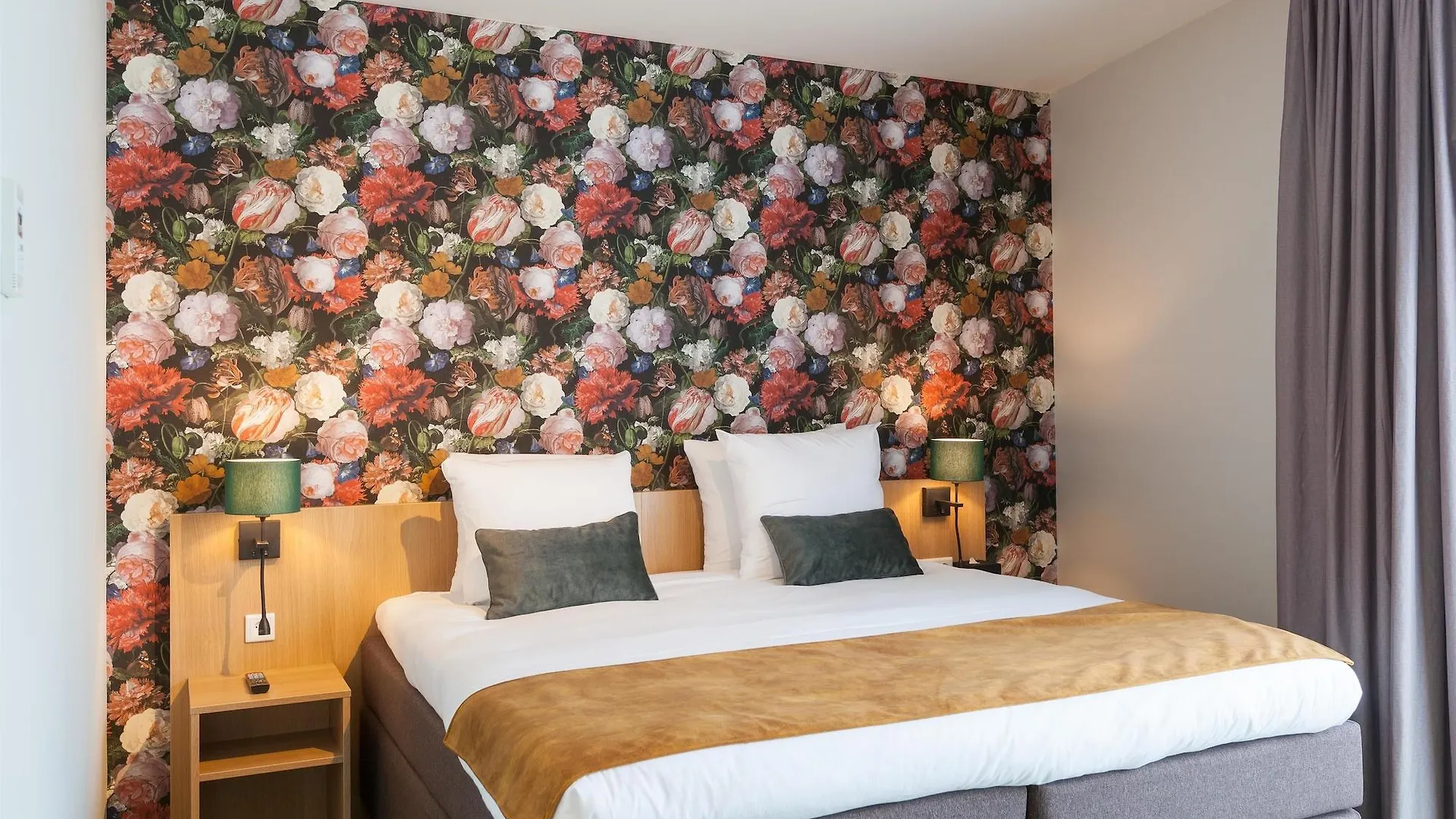 Best Western Plus Hotel Amstelveen 4*,  Nederland