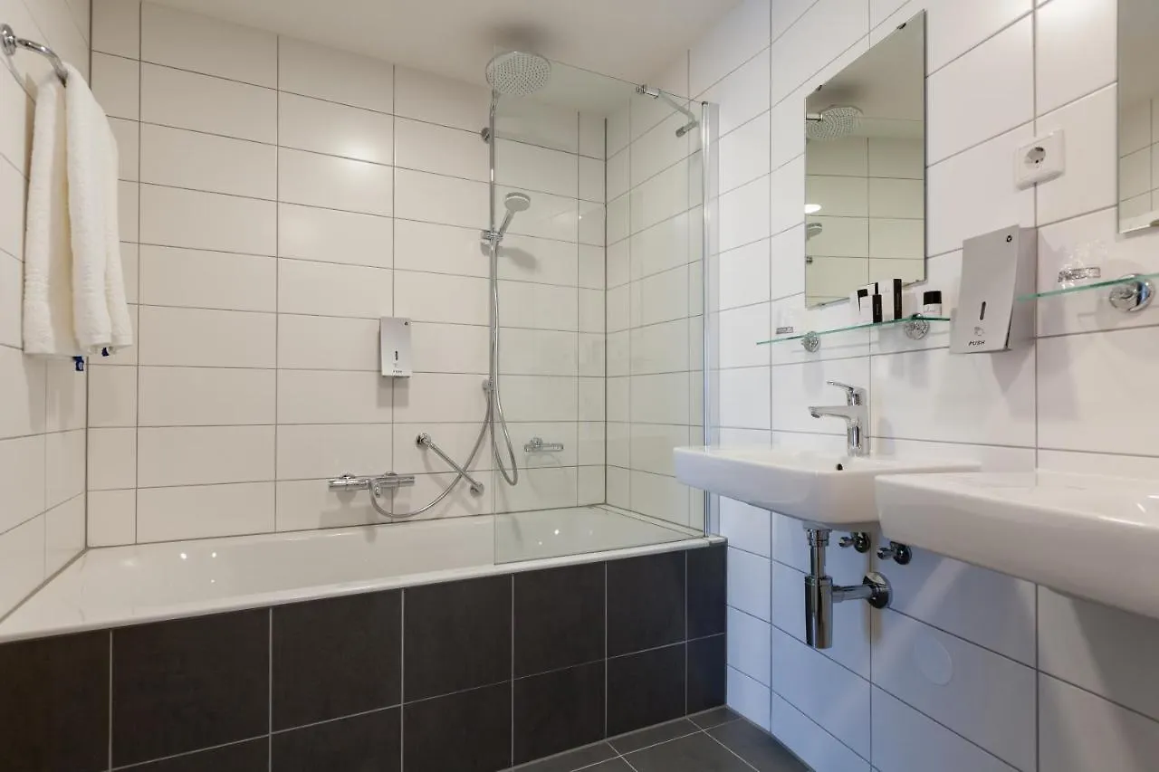 Best Western Plus Hotel Amstelveen 4*,  Nederland